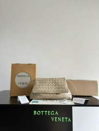 Picture of Bottega Veneta Handbags _SKUfw238074924fw